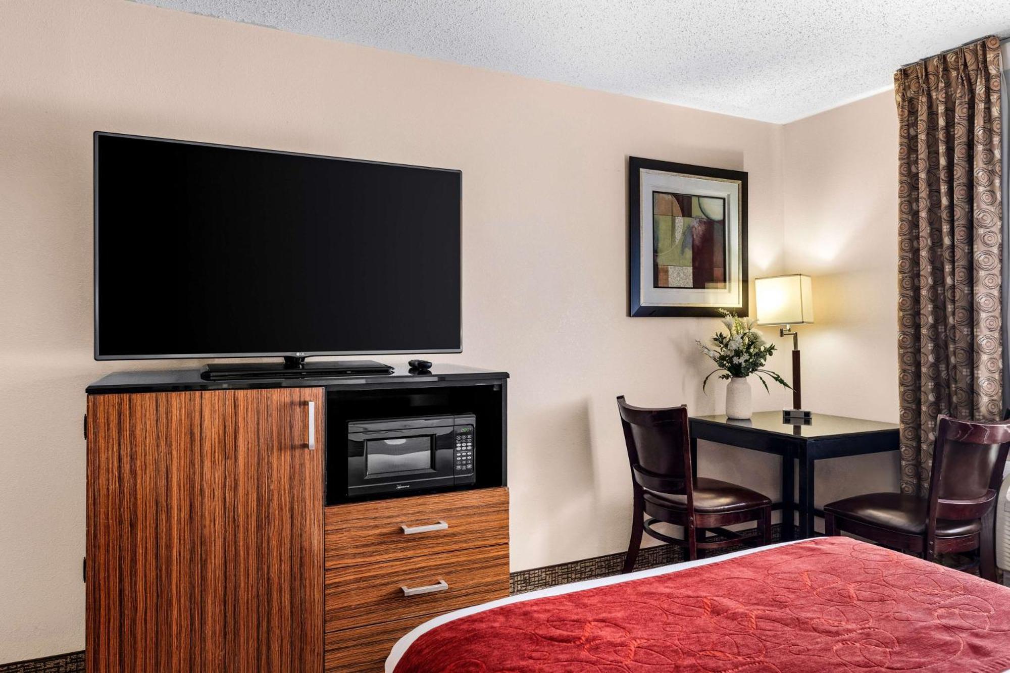 Surestay Plus By Best Western Reading North מראה חיצוני תמונה