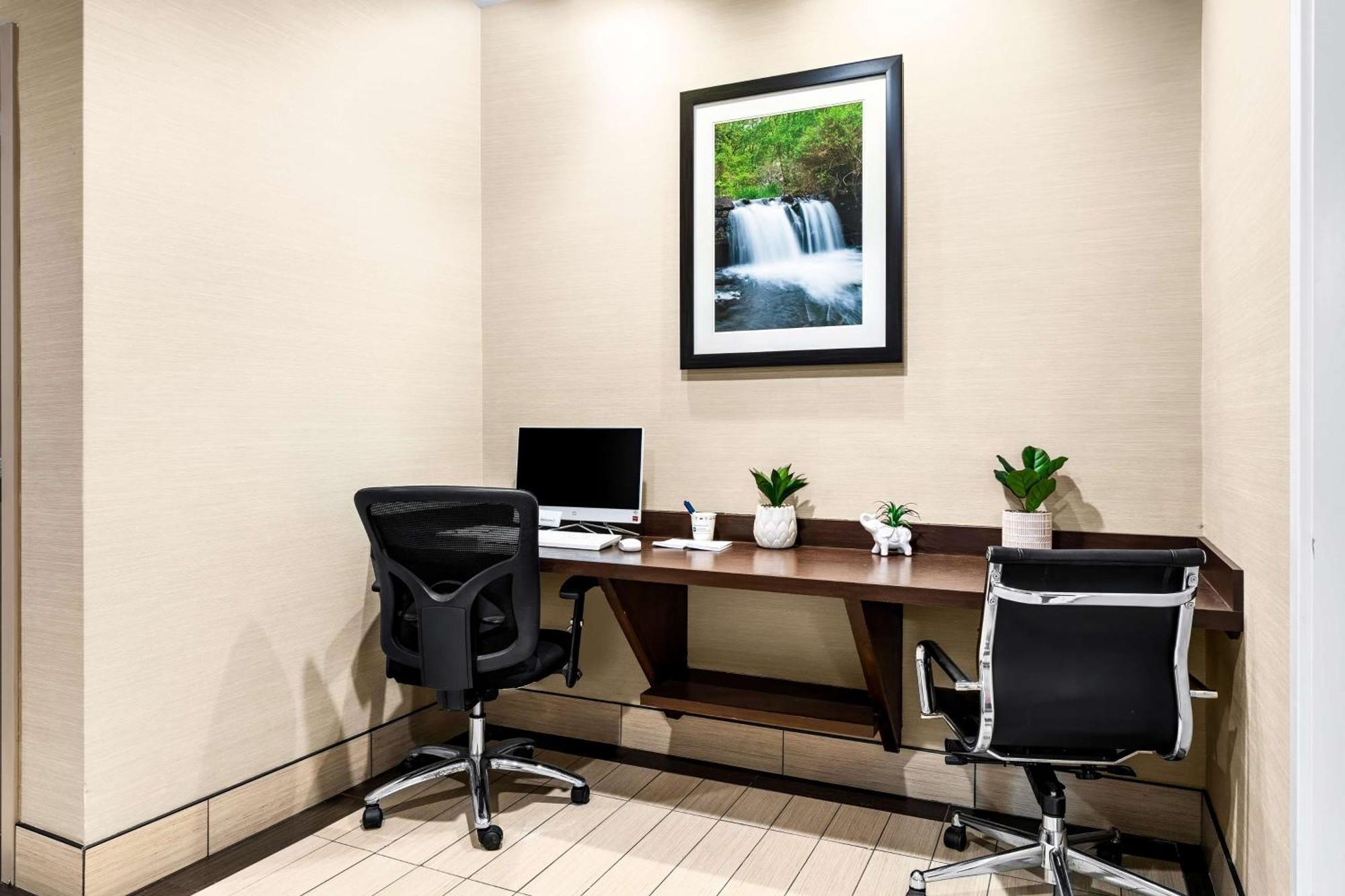 Surestay Plus By Best Western Reading North מראה חיצוני תמונה